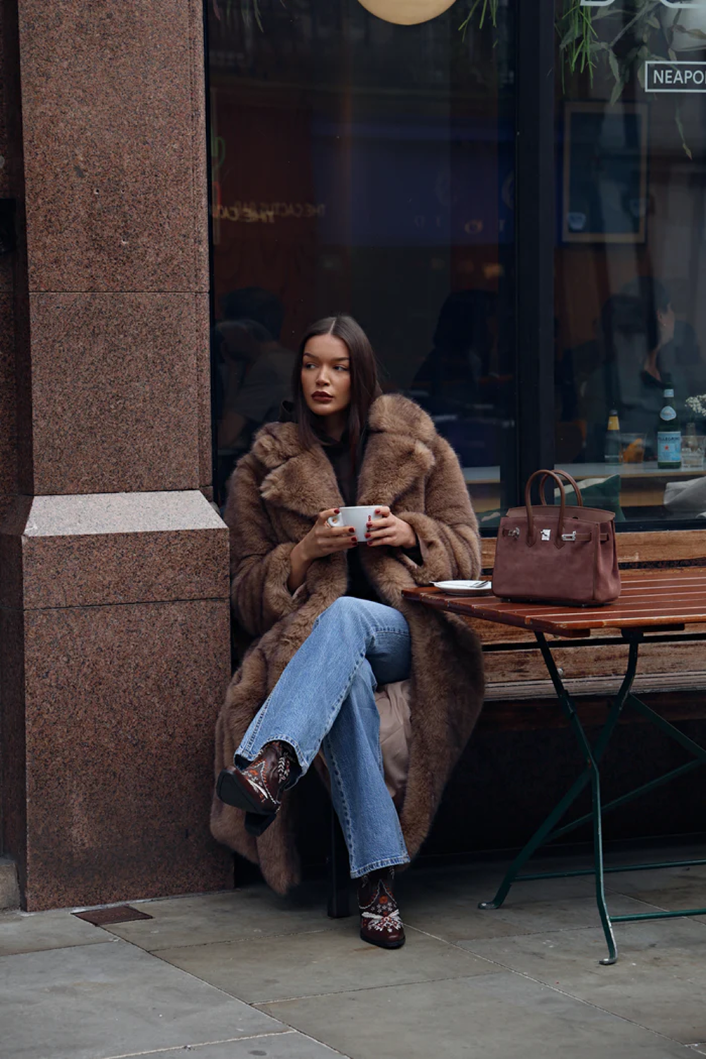 SAC AMELIA - MARRON SUEDE 25 cm